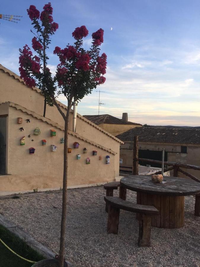 Casa Rural La Charolesa Aguilera Exteriör bild